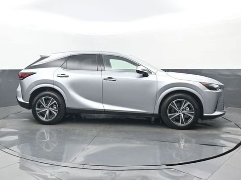 Used 2025 Lexus RX 350 Premium image 2