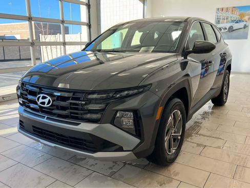 New 2026 Hyundai Tucson Blue SE AWD/4WD image 2