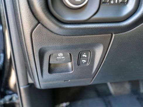 Used 2020 RAM 1500 Laramie AWD/4WD image 24
