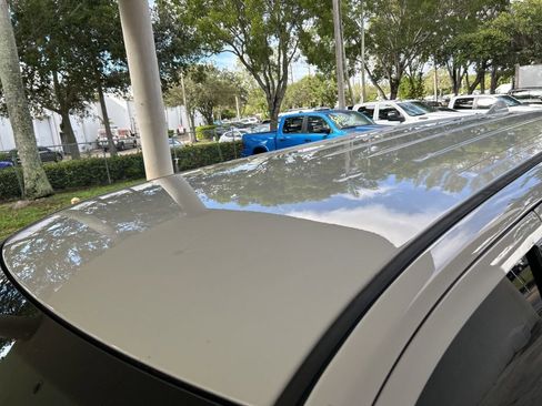 Used 2022 Dodge Durango GT image 14