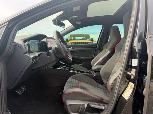 Used 2025 Volkswagen GTI SE FWD image 10