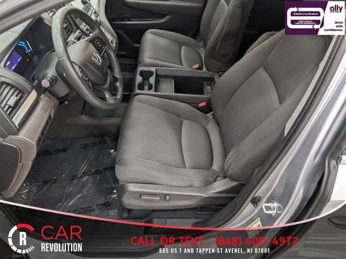 Used 2018 Honda Odyssey LX image 18