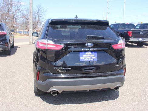 Certified 2024 Ford Edge Titanium AWD/4WD image 5