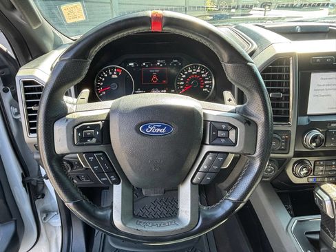 Used 2020 Ford F150 Raptor w/ Equipment Group 802A Luxury AWD/4WD image 17