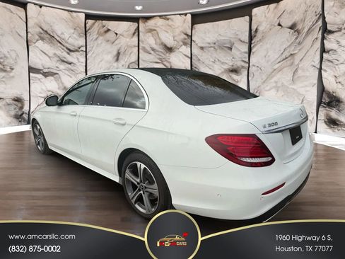 Used 2018 Mercedes-Benz E 300 E 300 Sedan 4D image 11