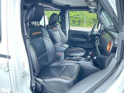 Used 2023 Jeep Gladiator Mojave w/ LED Lighting Group AWD/4WD image 29