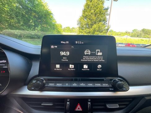 Used 2021 Kia Forte LXS FWD image 17