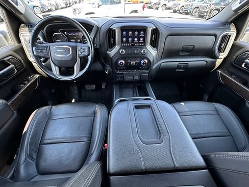 Certified 2022 GMC Sierra 2500 Denali AWD/4WD image 31