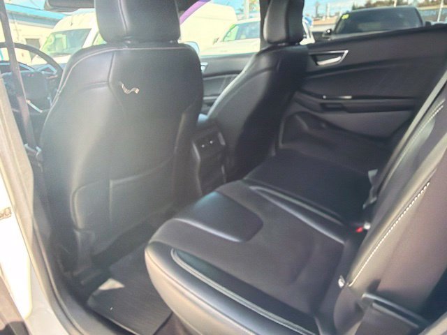 Used 2020 Ford Edge ST w/ Equipment Group 401A AWD/4WD image 16