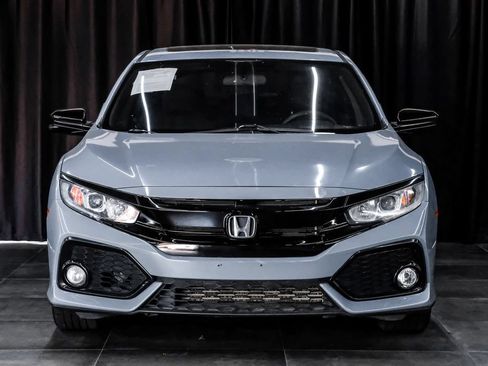 Used 2018 Honda Civic EX image 9
