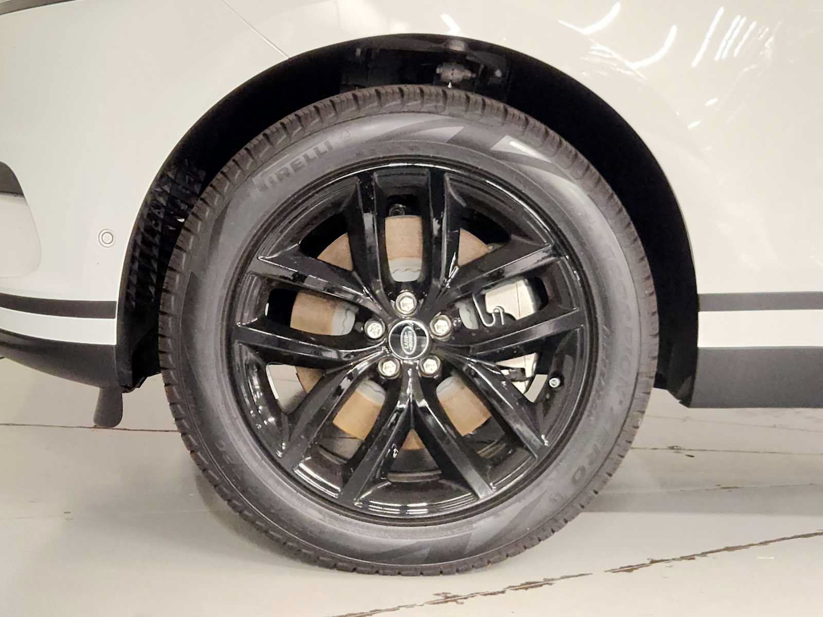 New 2026 Land Rover Range Rover Velar S AWD/4WD image 8