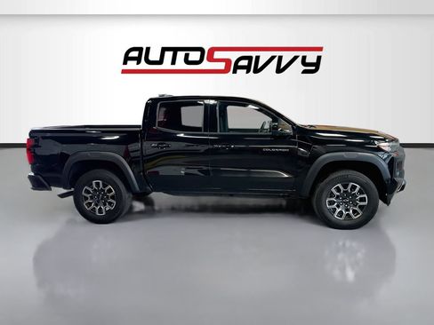 Used 2024 Chevrolet Colorado Z71 w/ Z71 Convenience Package 2 AWD/4WD image 8