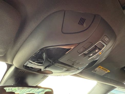 Used 2017 Maserati Ghibli image 33