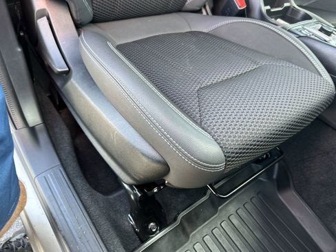 Used 2020 Subaru Forester Premium AWD/4WD image 14