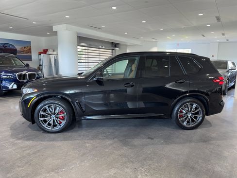 New 2026 BMW X5 xDrive50e w/ M Sport Package image 4