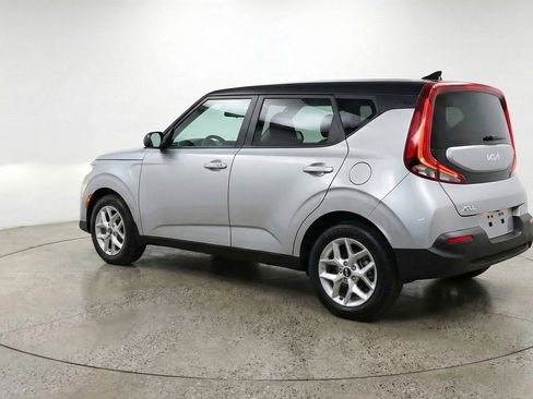 Used 2025 Kia Soul LX w/ LX Technology Package image 6