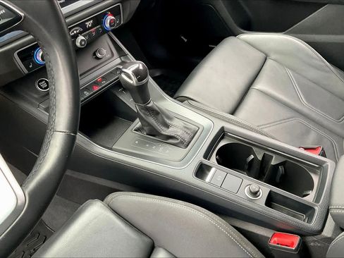 Used 2022 Audi Q3 2.0T Premium Plus w/ Premium Plus Package image 16