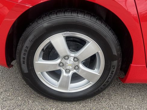 Used 2013 Chevrolet Cruze LT w/ All-Star Edition FWD image 13