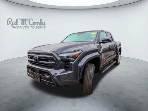 Used 2025 Toyota Tacoma SR5 AWD/4WD image 1