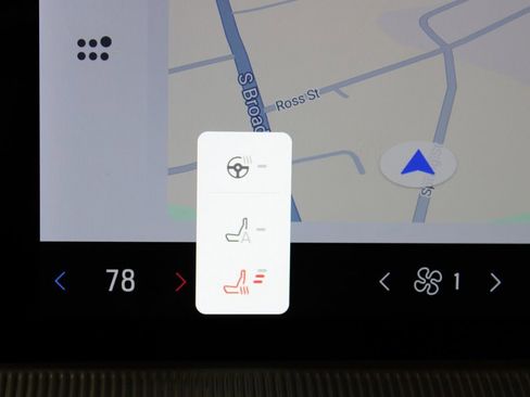 Used 2025 Ford Explorer Active w/ Active Comfort Package image 48