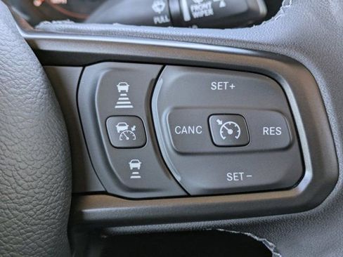 New 2025 Jeep Gladiator Willys image 35