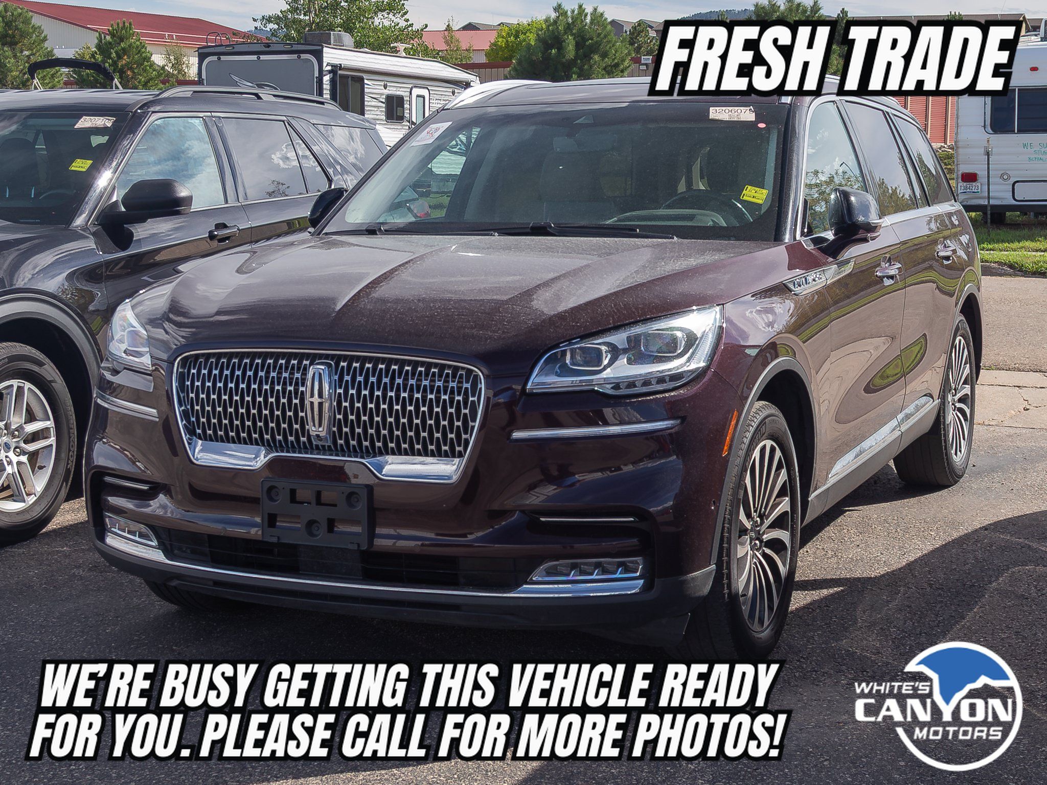 Used 2023 Lincoln Aviator Reserve w/ Equipment Group 201A AWD/4WD image 2