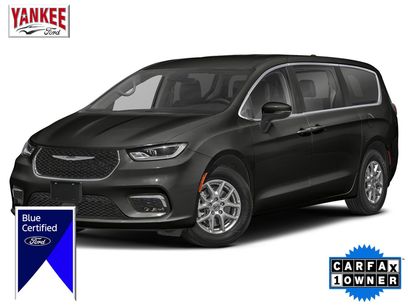 Used 2023 Chrysler Pacifica Touring-L