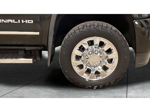 Used 2015 GMC Sierra 2500 Denali w/ Duramax Plus Package image 20