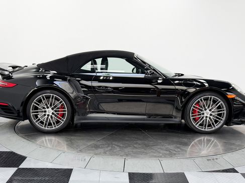 Used 2017 Porsche 911 4 Cabriolet AWD/4WD image 28