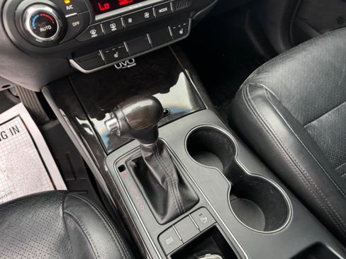 Used 2016 Kia Sorento EX w/ EX Premium Package image 21