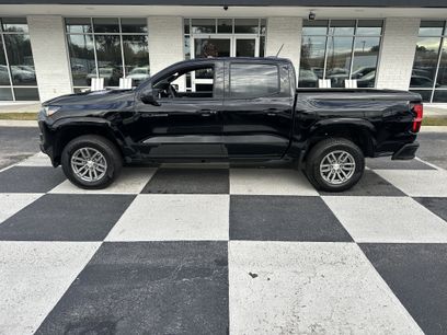 Used 2025 Chevrolet Colorado LT w/ Advanced Trailering Package