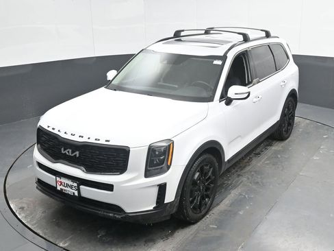 Used 2022 Kia Telluride EX w/ EX Premium Package image 27