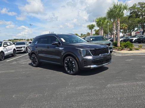 New 2026 Kia Sorento EX FWD image 2