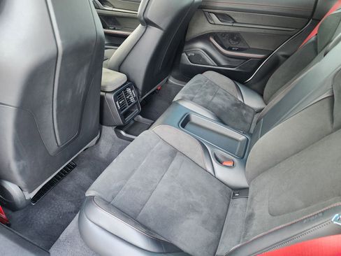 Used 2023 Porsche Taycan GTS image 32