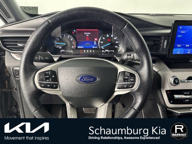 Used 2023 Ford Explorer XLT w/ Equipment Group 202A AWD/4WD image 11