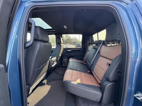 New 2026 Chevrolet Silverado 2500 High Country w/ High Country Premium Package AWD/4WD image 8