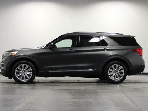 Used 2020 Ford Explorer Limited RWD image 7