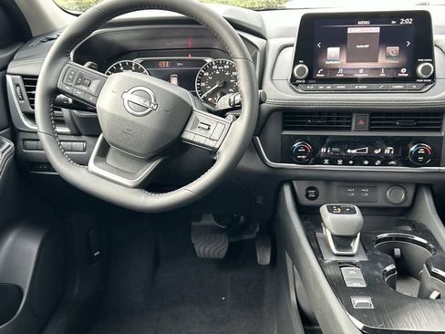 New 2026 Nissan Rogue SV FWD image 23