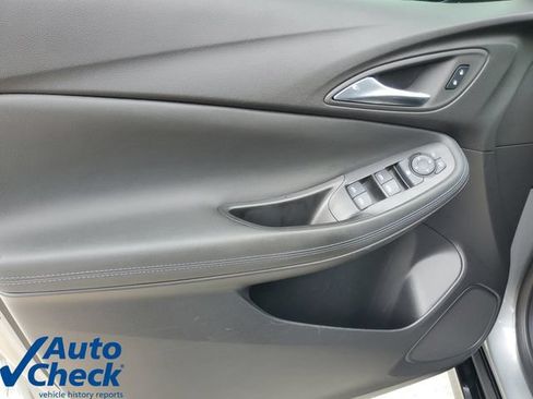 Used 2025 Buick Encore GX Sport Touring w/ Comfort Package FWD image 19