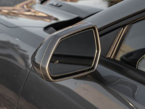 Used 2020 Chevrolet Camaro ZL1 image 41