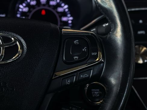 Used 2016 Toyota Avalon Limited w/ Toyota Safety Sense Package image 40