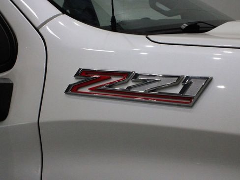 Used 2019 Chevrolet Silverado 1500 LT Trail Boss image 41