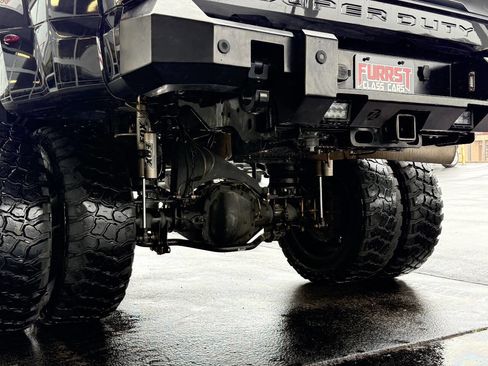 Used 2017 Ford F350 Platinum w/ Platinum Ultimate Package image 8