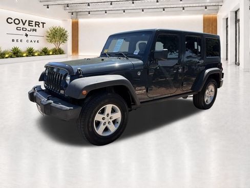 Used 2017 Jeep Wrangler Unlimited Sport w/ Quick Order Package 24S AWD/4WD image 4