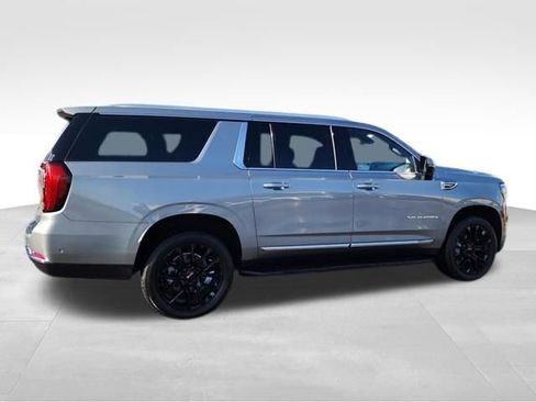 New 2026 GMC Yukon XL Elevation image 2