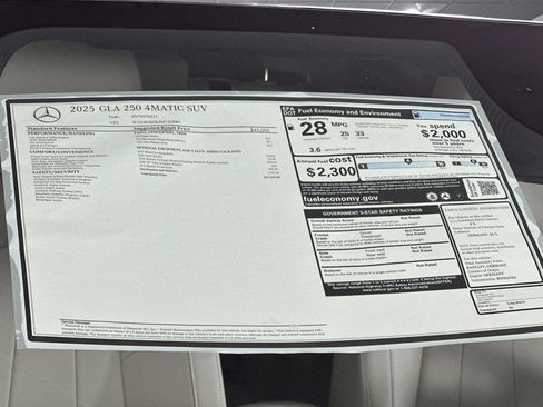 Certified 2025 Mercedes-Benz GLA 250 4MATIC image 28