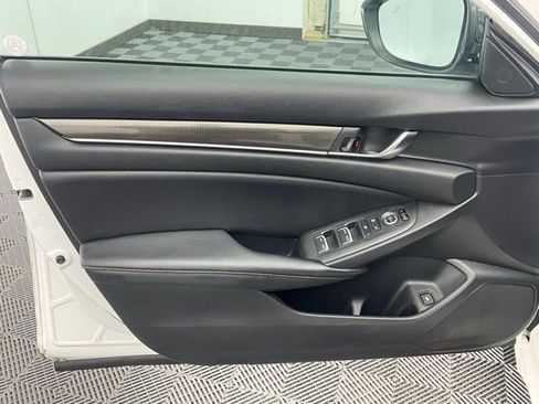 Used 2021 Honda Accord Sport image 13