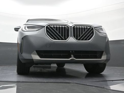 New 2026 BMW X3 xDrive30i w/ Premium Package AWD/4WD image 23