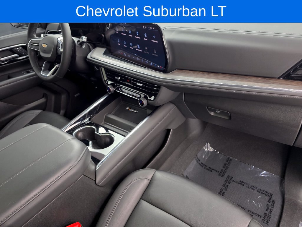 Used 2025 Chevrolet Suburban LT w/ Comfort Package RWD image 34
