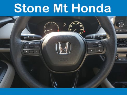 Used 2025 Honda HR-V LX image 21